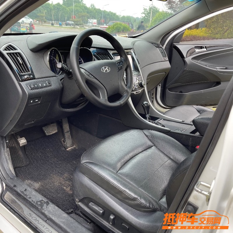 枣庄14年现代索纳塔八7