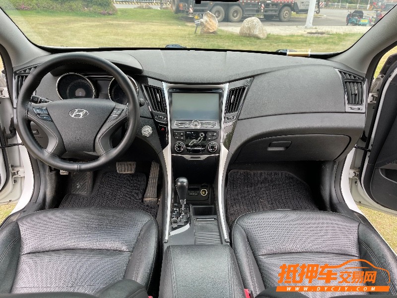 枣庄14年现代索纳塔八8