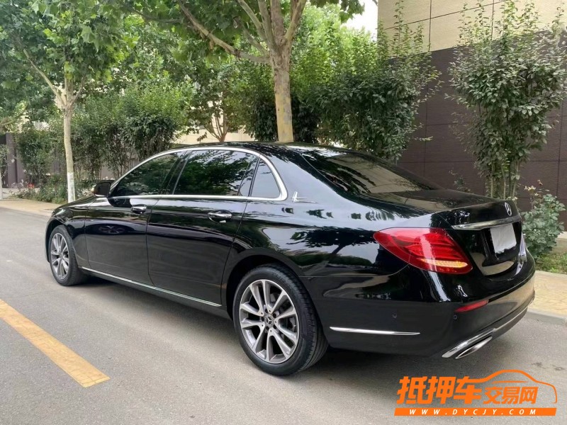 唐山18年奔馳E8