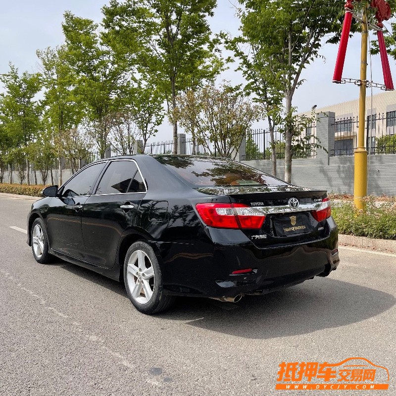 枣庄12年丰田凯美瑞5