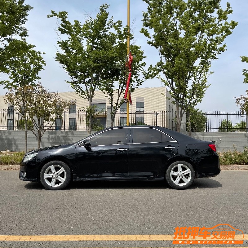 枣庄12年丰田凯美瑞1