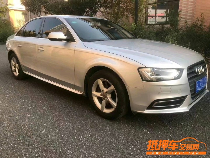 徐州14年奥迪A4L3