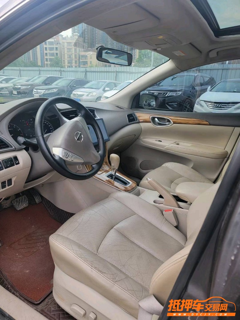 廣州15年日產軒逸7