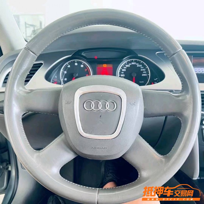 北京11年奥迪A4L7