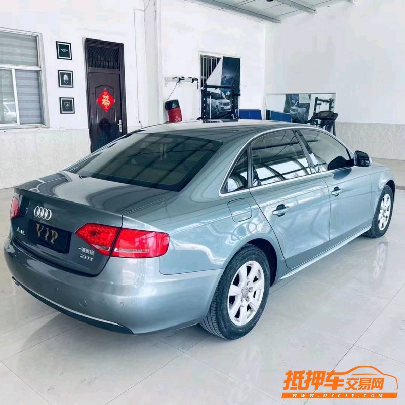 北京11年奥迪A4L8