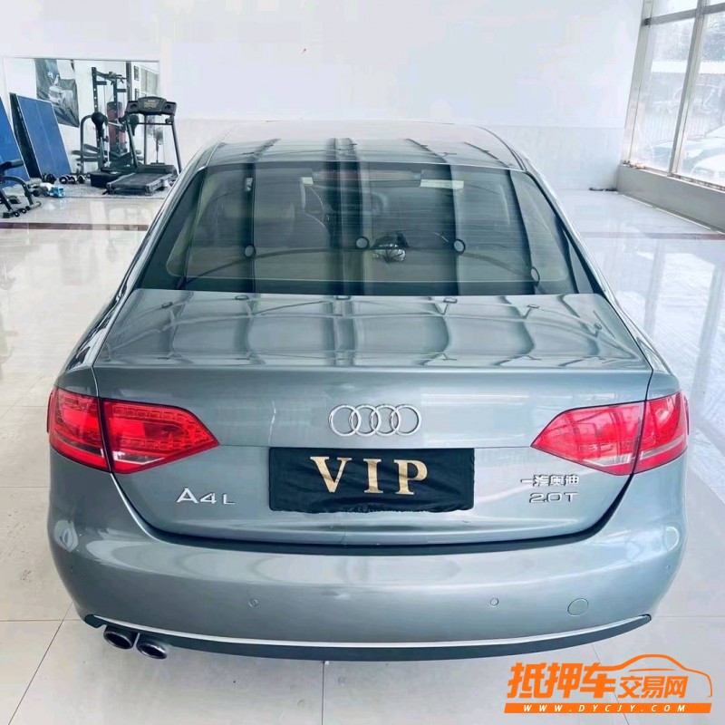北京11年奥迪A4L9