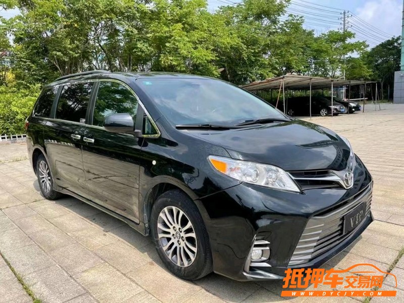 盐城19年丰田塞纳2