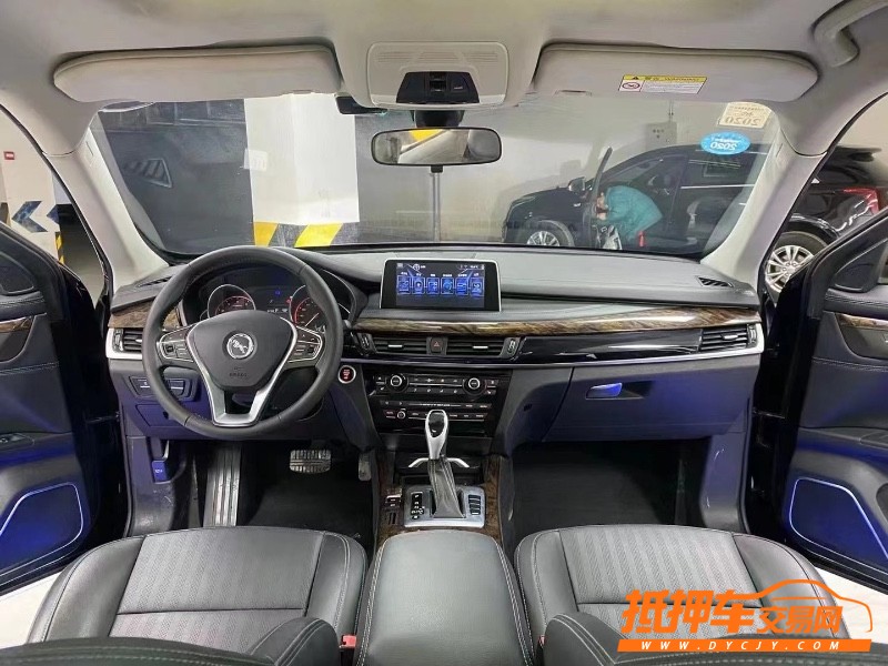 成都18年漢騰汽車X76