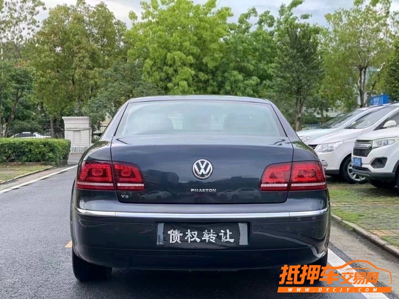 中山15年大众辉腾4