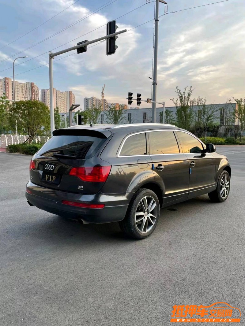 徐州11年奥迪Q73