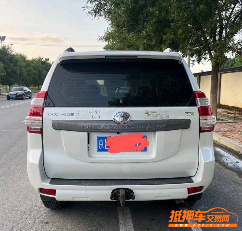 北京17年丰田普拉多2