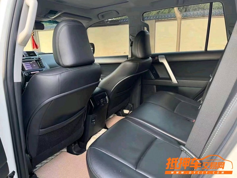 北京17年丰田普拉多5