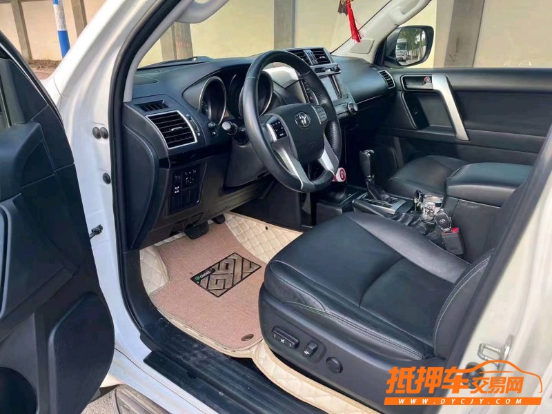 北京17年丰田普拉多7