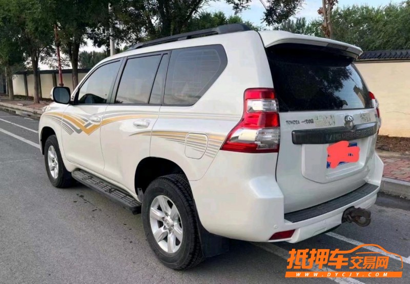 北京17年丰田普拉多8