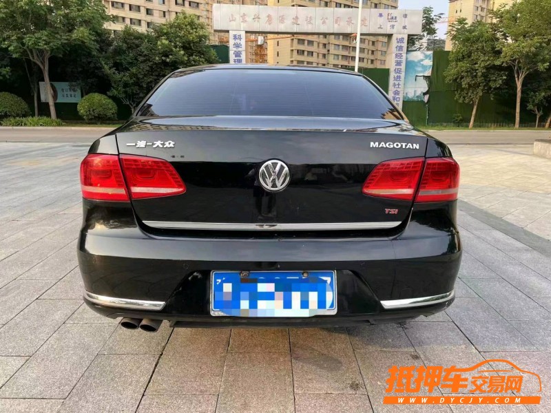 枣庄13年大众迈腾8