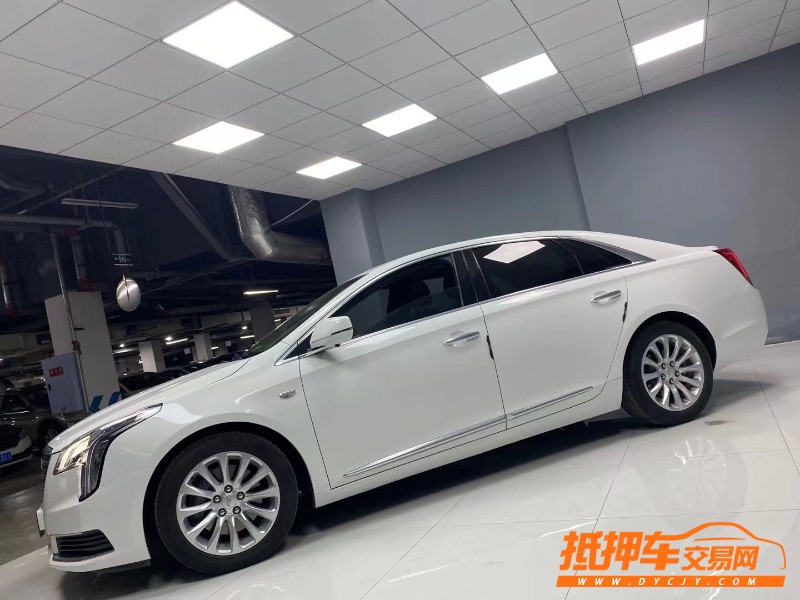 成都19年凱迪拉克XTS7