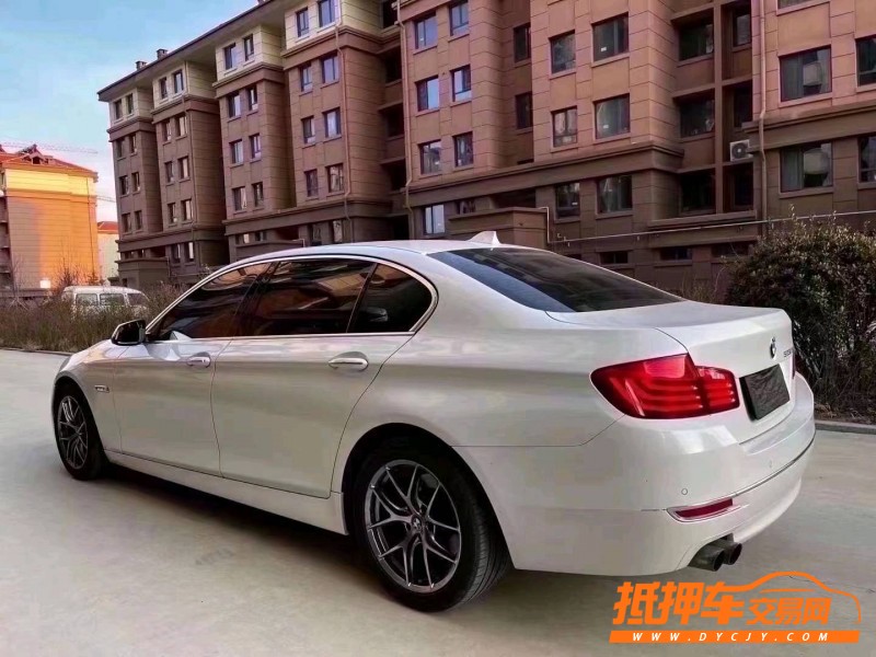 潍坊16年宝马5系5