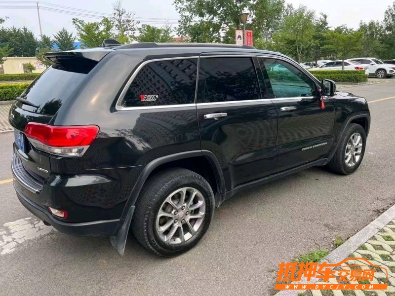 濰坊17年Jeep大切諾基3