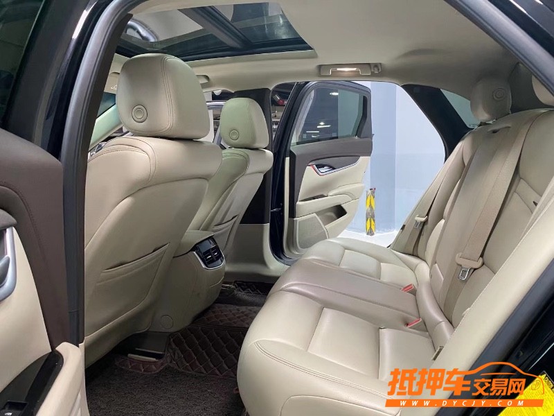 成都17年凱迪拉克XTS1