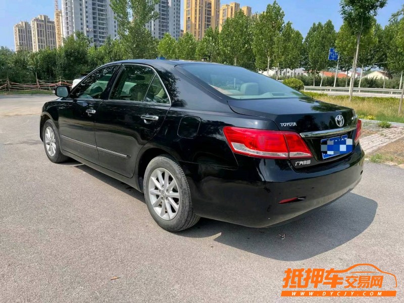 潍坊12年丰田凯美瑞9