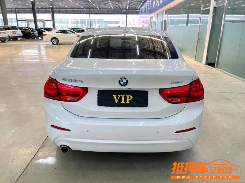 潍坊19年宝马1系8