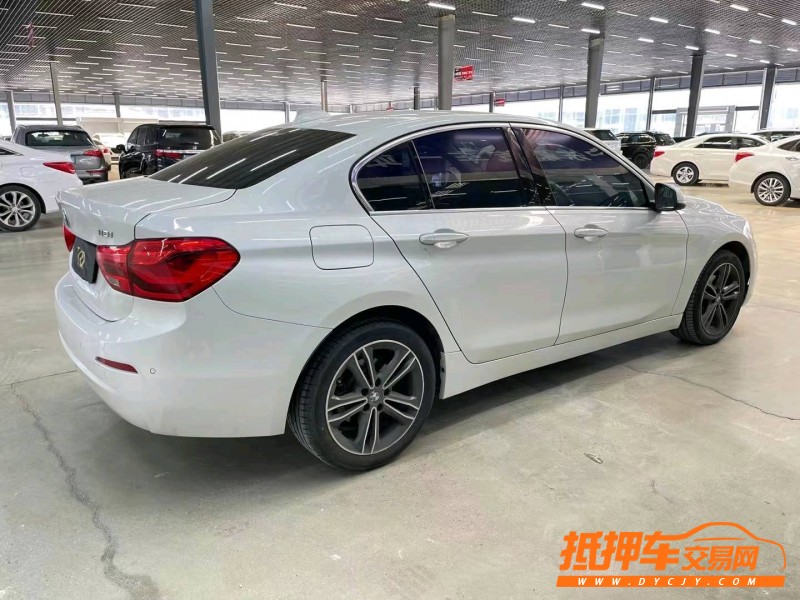 潍坊19年宝马1系2