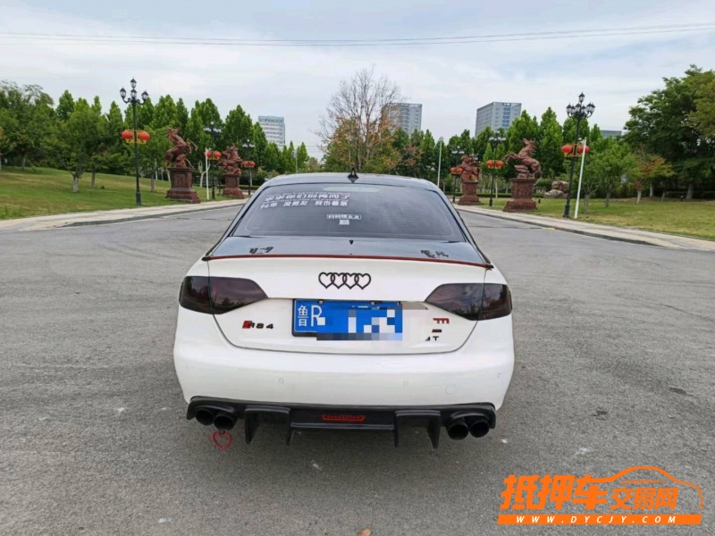 徐州11年奥迪A4L4