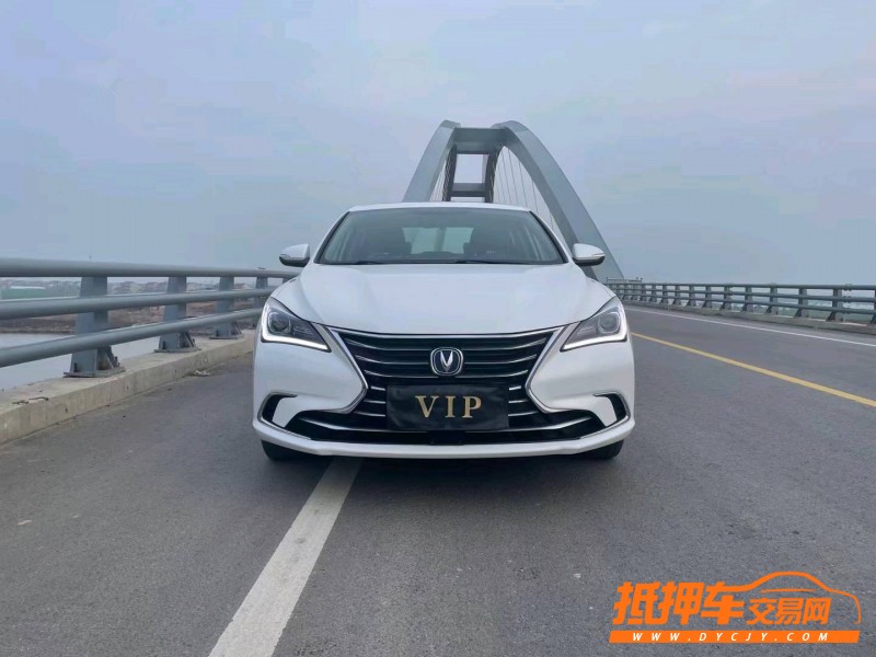 徐州18年长安汽车逸动1