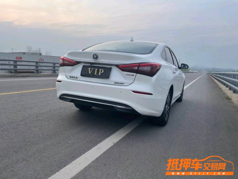 徐州18年长安汽车逸动8