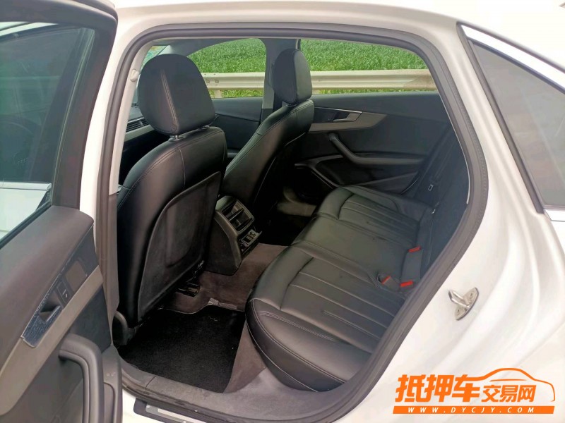 徐州17年奥迪A4L5