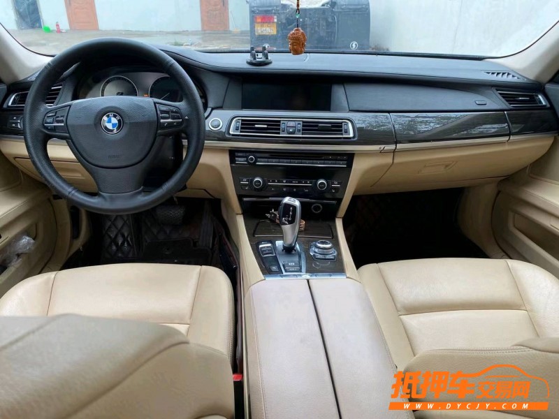 徐州12年宝马7系7