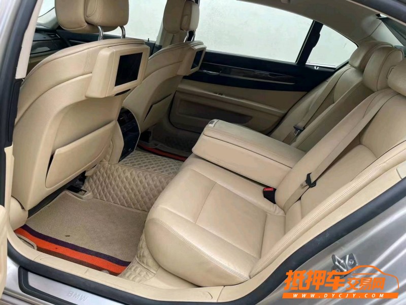徐州10年宝马7系6