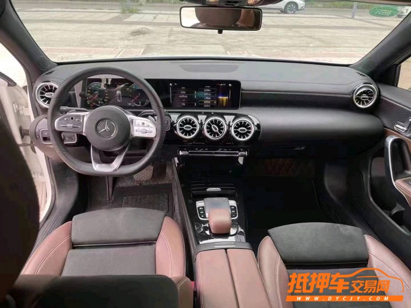 徐州19年奔驰A2