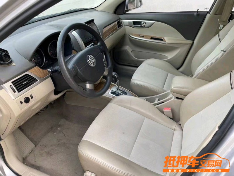 徐州16年别克凯越4