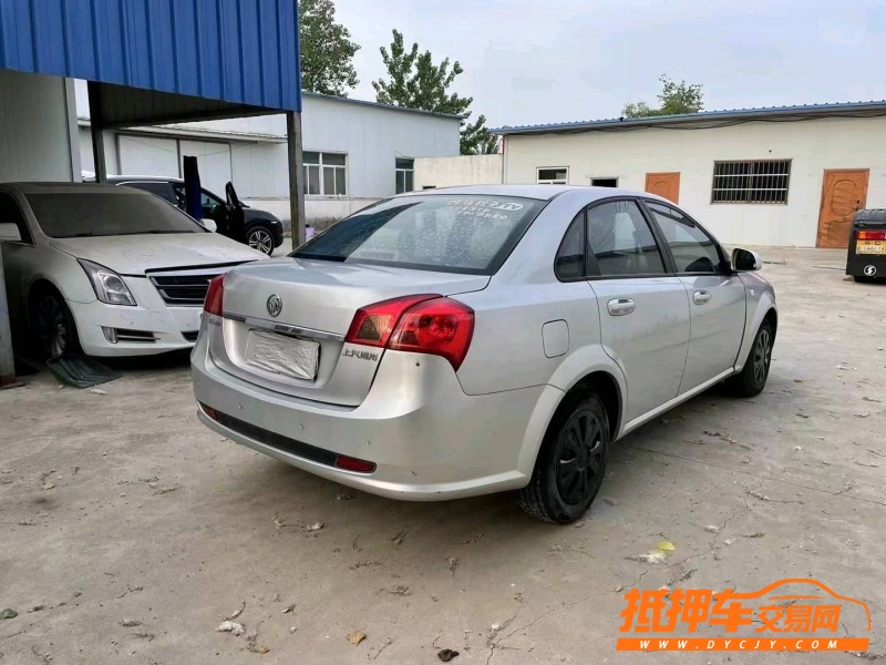 徐州16年别克凯越7