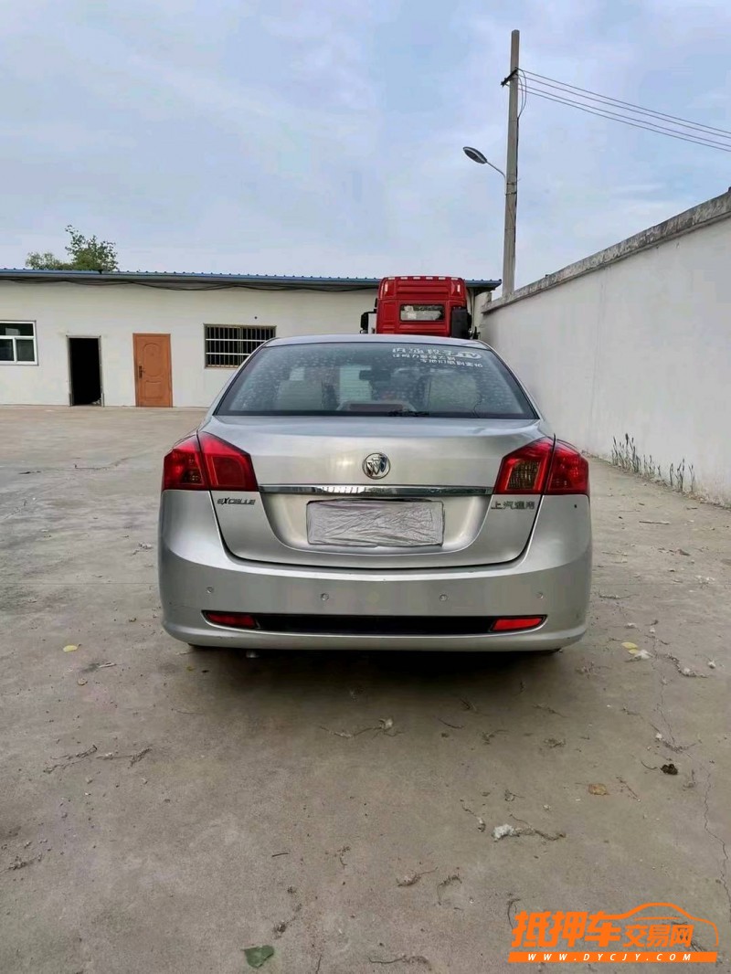 徐州16年别克凯越9