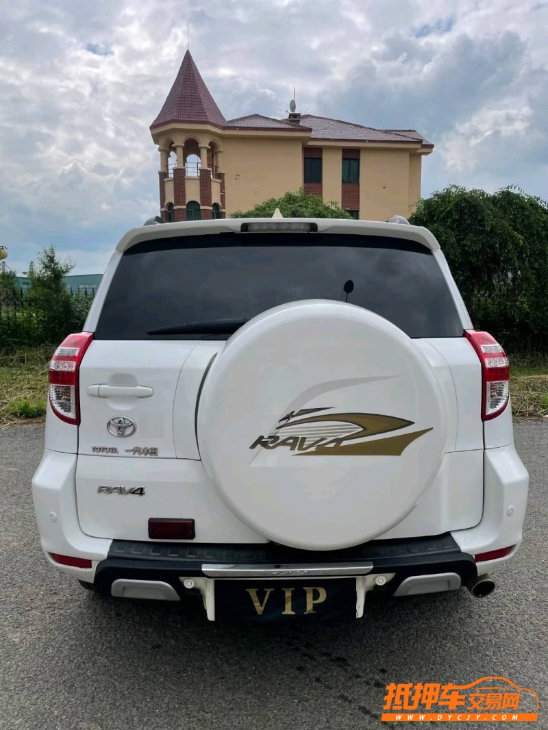 沈阳13年丰田RAV43