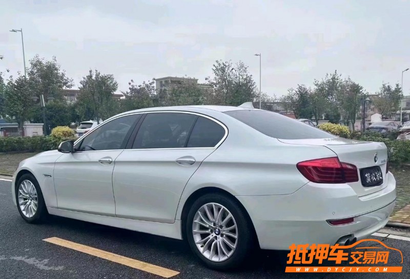 中山16年宝马5系5