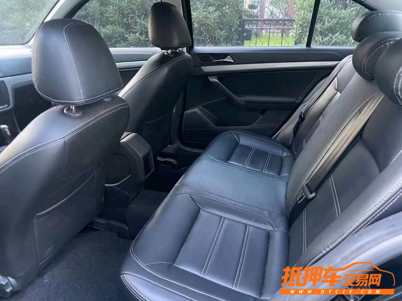 紹興18年大眾朗逸5