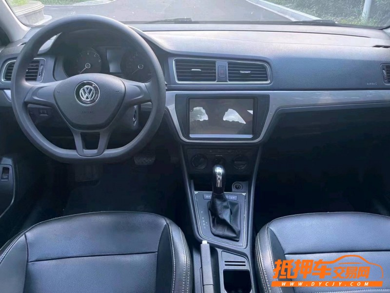 紹興18年大眾朗逸8