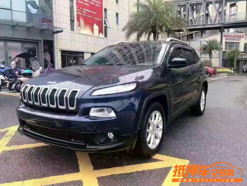 景德鎮18年Jeep自由光3