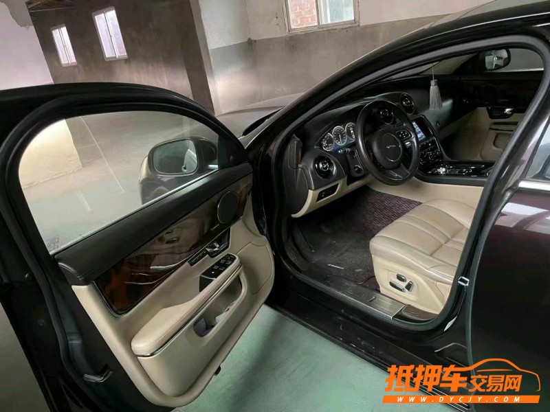 景德鎮13年捷豹XJL9