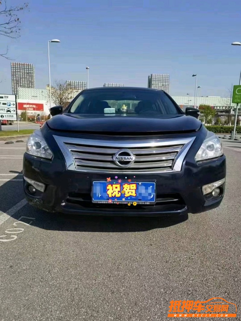 武漢15年日產天籟1