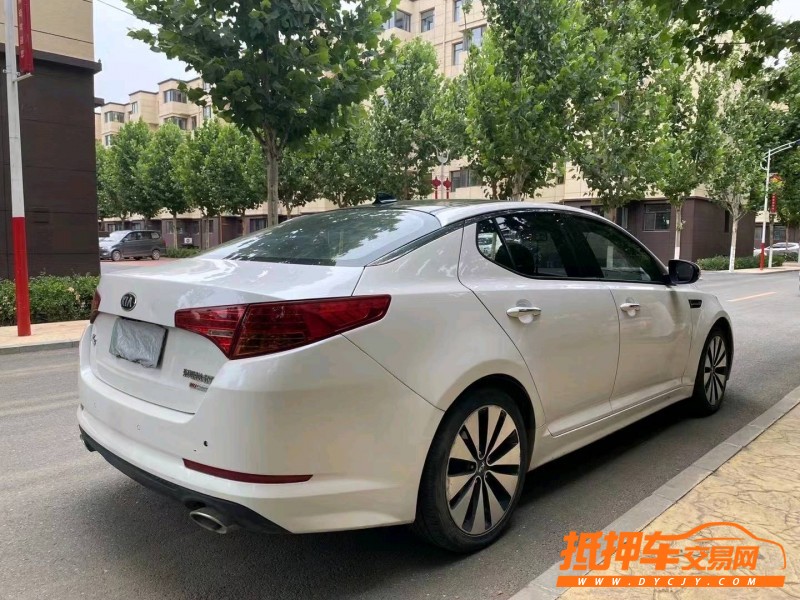唐山13年起亞K57