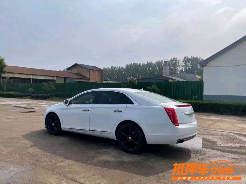 濟寧14年凱迪拉克XTS7