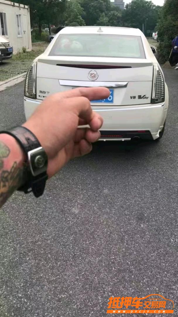 紹興12年凱迪拉克CTS2