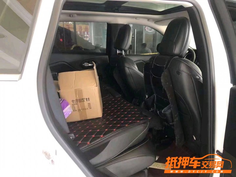 廣州17年Jeep自由光2