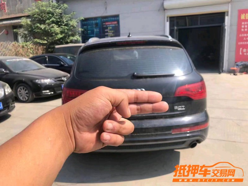濰坊13年奧迪Q73