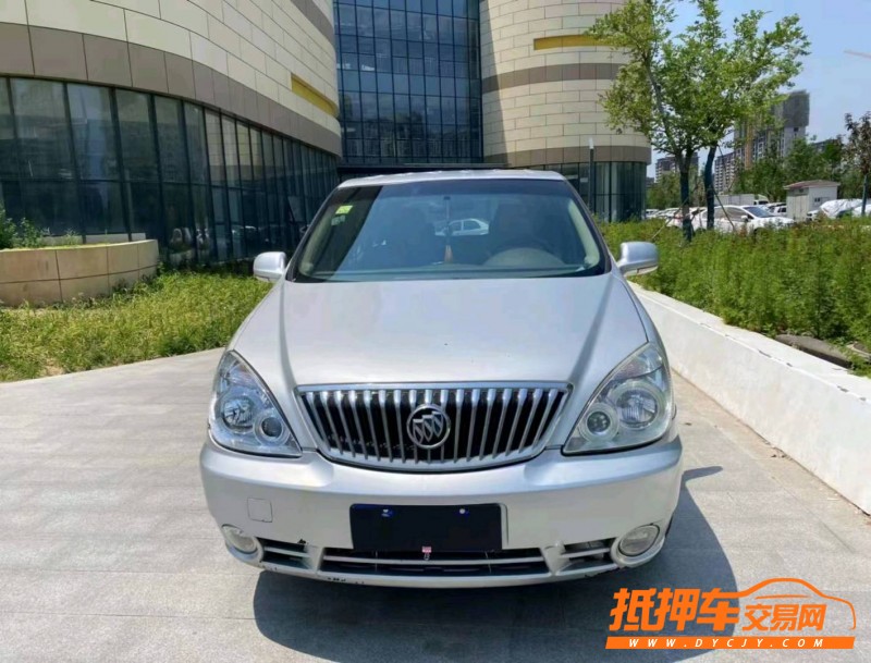 潍坊11年别克GL81