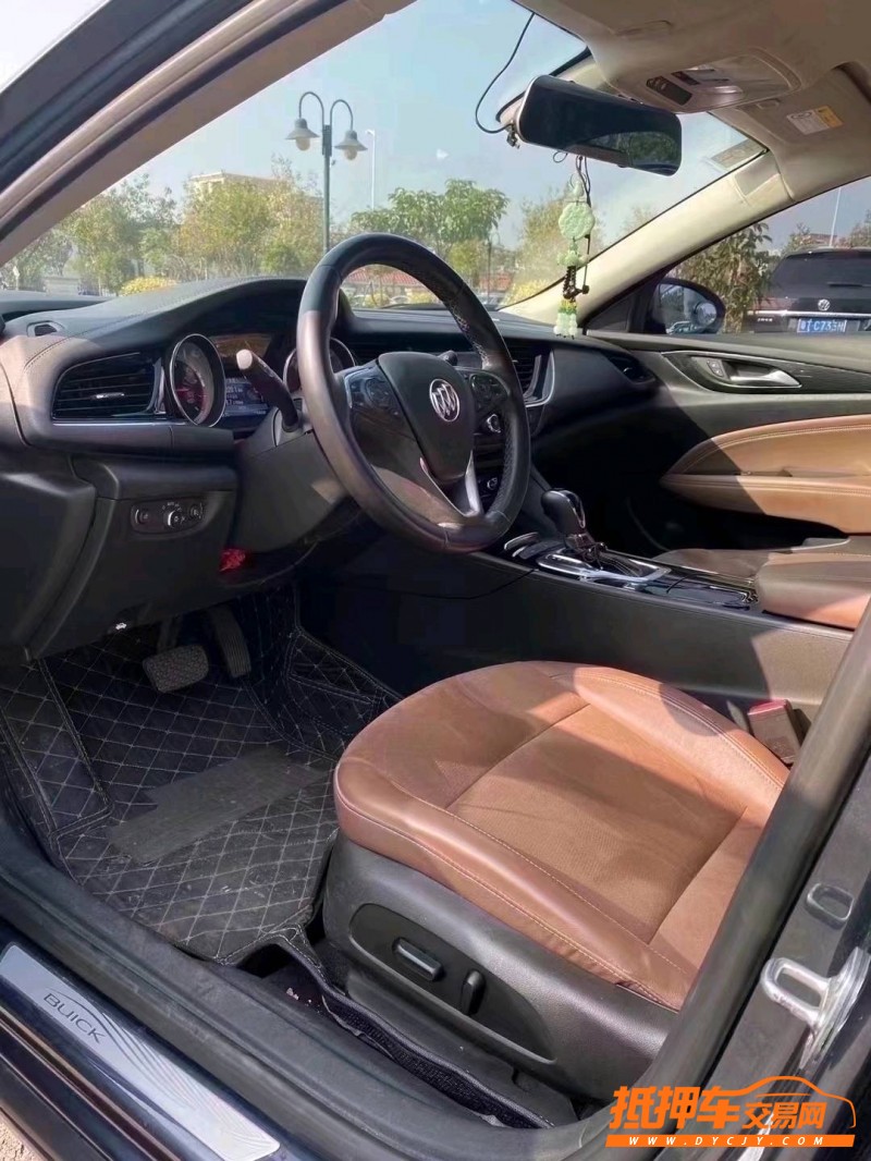 中山20年别克君威8